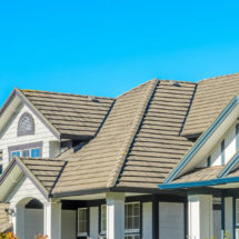 Choose the Right Roofing Contractor in Dearborn Michigan with These Tips