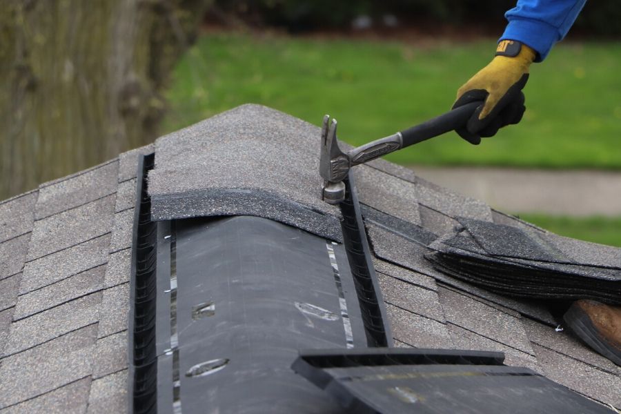 Steps to Take After Experiencing Storm Damage to Your Roofing in Lincoln Park Michigan