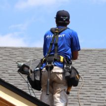Residential Roofing in Canton, MI: 9 Tips to Help You Choose an Experienced Roofer
